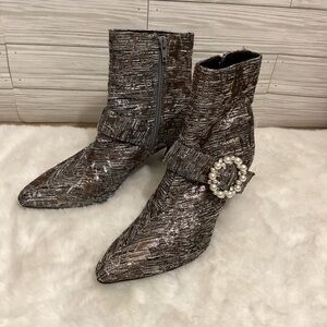 NWOT Elegant Women's Ankle Boots with Pearl Buckle